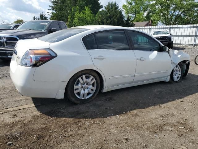 2010 Nissan Altima Base