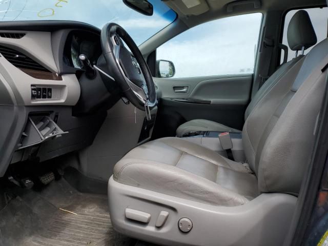 2015 Toyota Sienna XLE