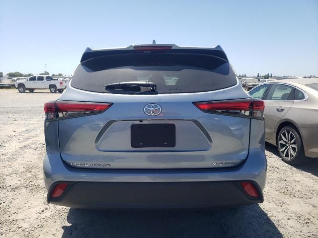 2022 Toyota Highlander XLE