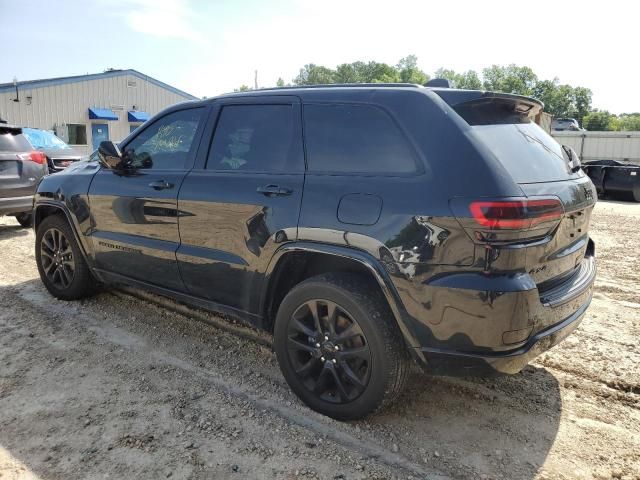 2020 Jeep Grand Cherokee Laredo