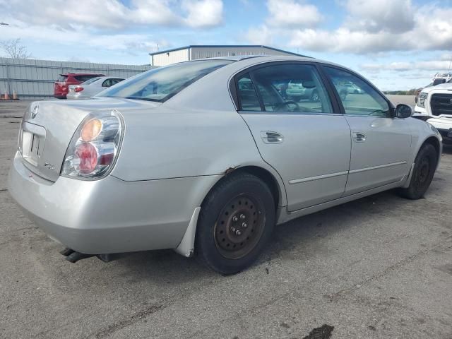 2003 Nissan Altima Base