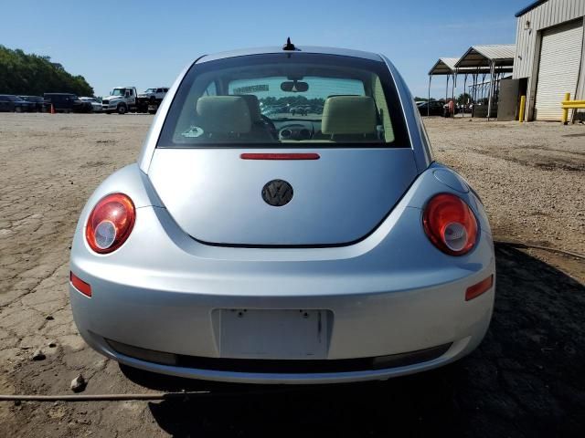 2010 Volkswagen New Beetle