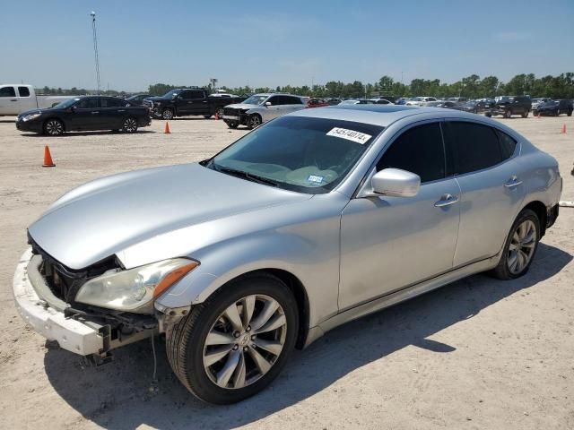 2011 Infiniti M37