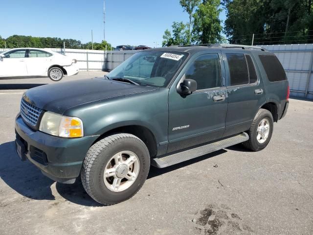 2004 Ford Explorer XLT