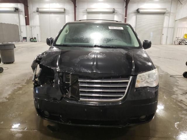 2008 Chrysler Town & Country Touring