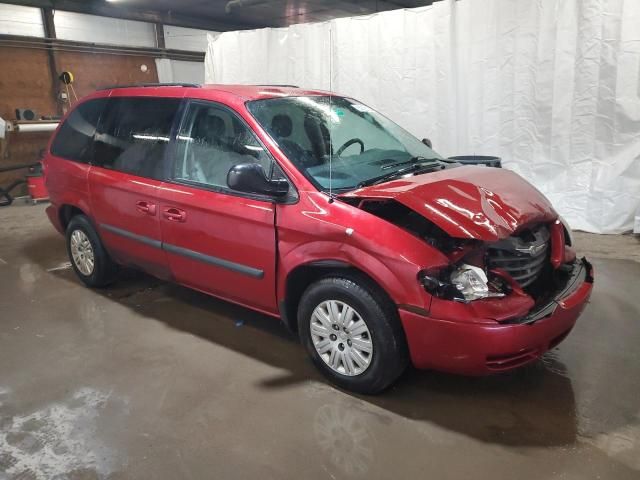 2007 Chrysler Town & Country LX