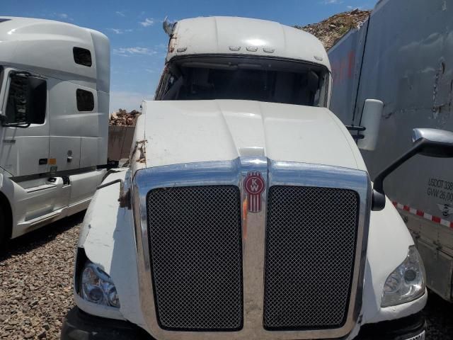 2019 Kenworth Construction T680