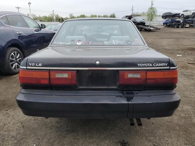 1990 Toyota Camry LE