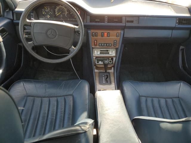 1988 Mercedes-Benz 300 E