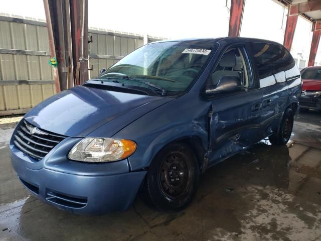 2007 Chrysler Town & Country LX