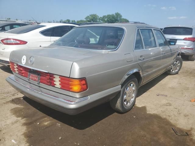 1990 Mercedes-Benz 560 SEL