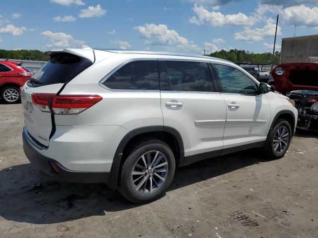 2019 Toyota Highlander SE