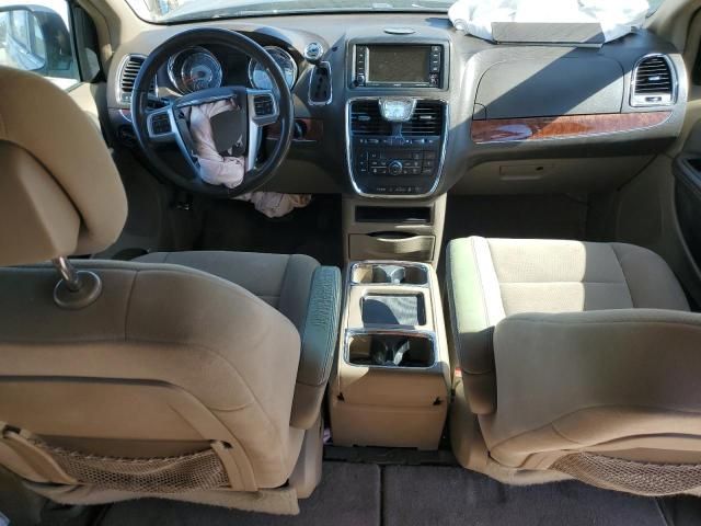 2011 Chrysler Town & Country Touring