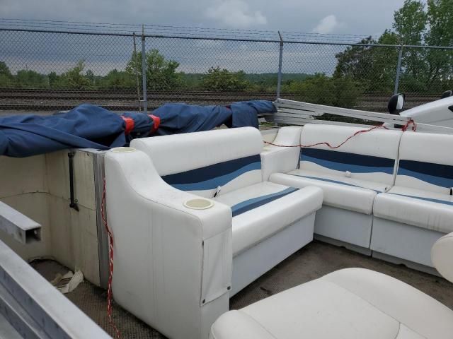 1998 Crestliner Pontoon