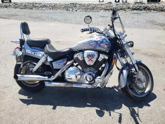 2002 Honda VTX1800 C