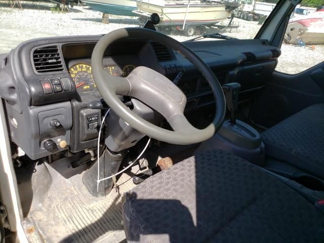 2007 Isuzu NPR