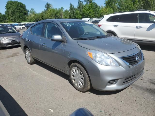 2013 Nissan Versa S