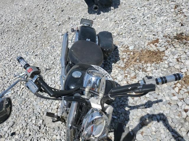 2002 Suzuki VL800