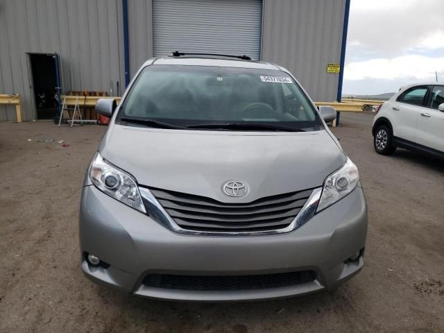 2011 Toyota Sienna XLE