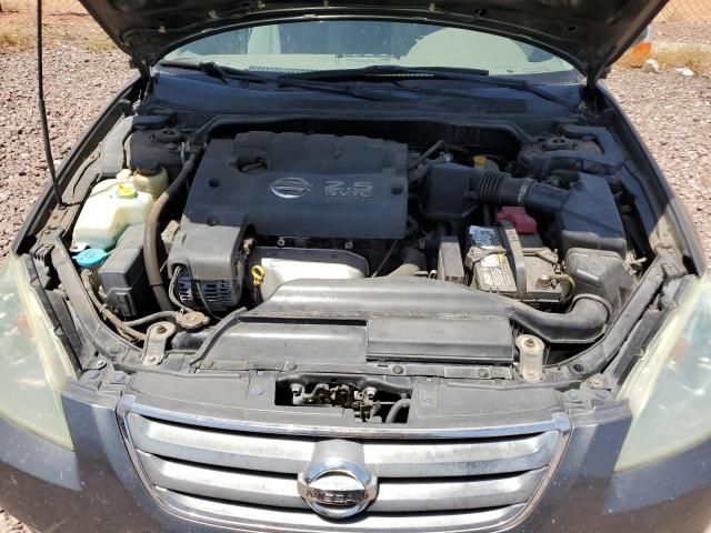 2004 Nissan Altima Base