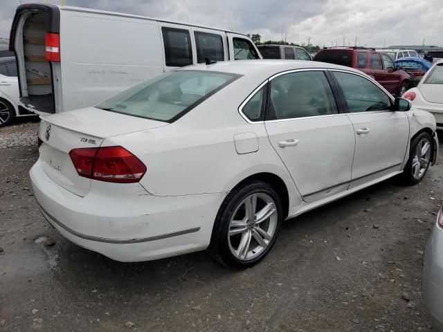 2013 Volkswagen Passat SEL