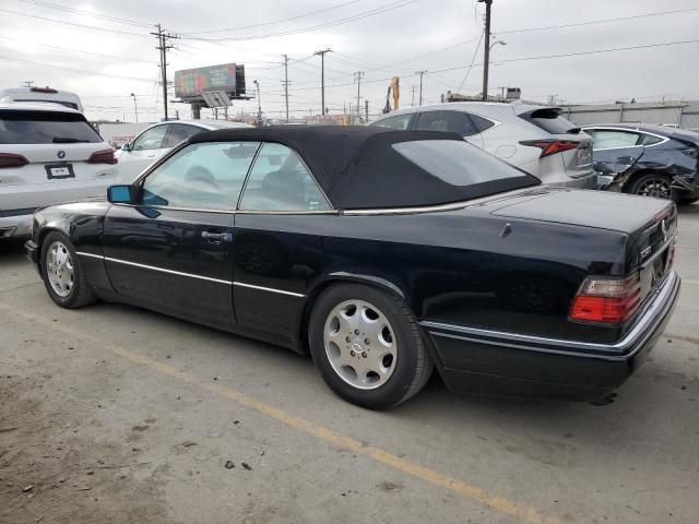 1995 Mercedes-Benz E 320