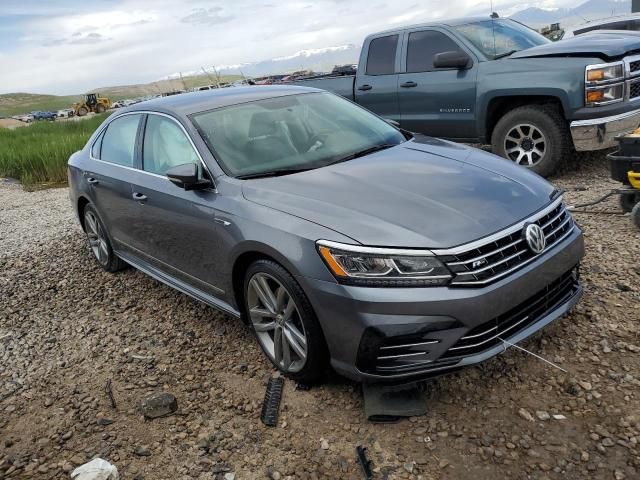 2017 Volkswagen Passat R-Line