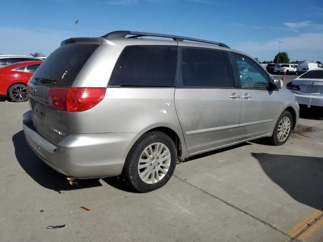 2008 Toyota Sienna XLE