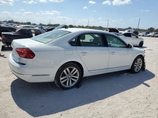 2016 Volkswagen Passat SEL