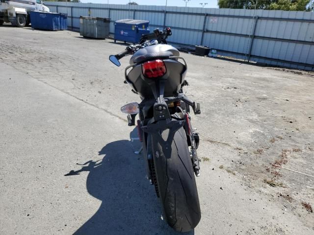 2020 Triumph Street Triple RS