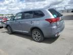 2016 Mitsubishi Outlander SE