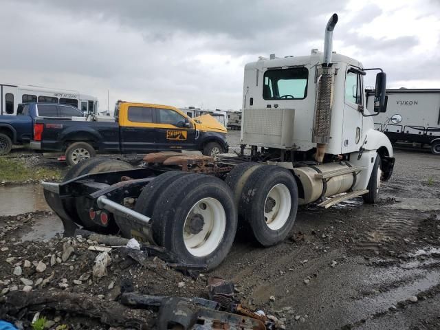 2007 Freightliner Conventional Columbia