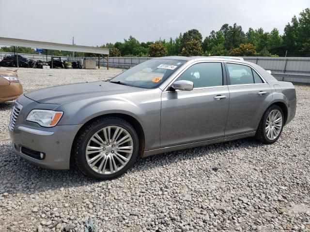 2012 Chrysler 300C Luxury