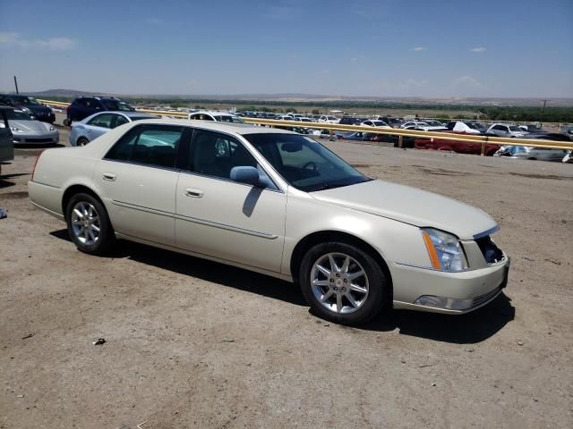 2011 Cadillac DTS Luxury Collection