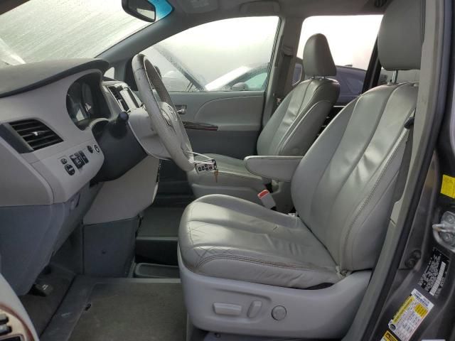 2011 Toyota Sienna XLE