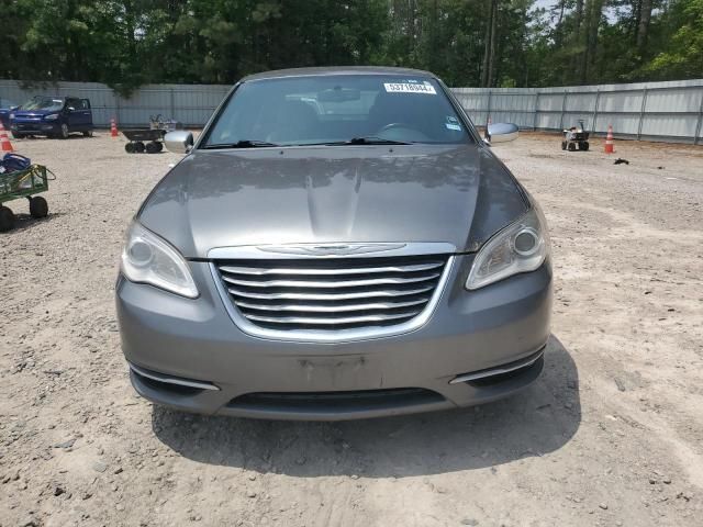 2012 Chrysler 200 Limited