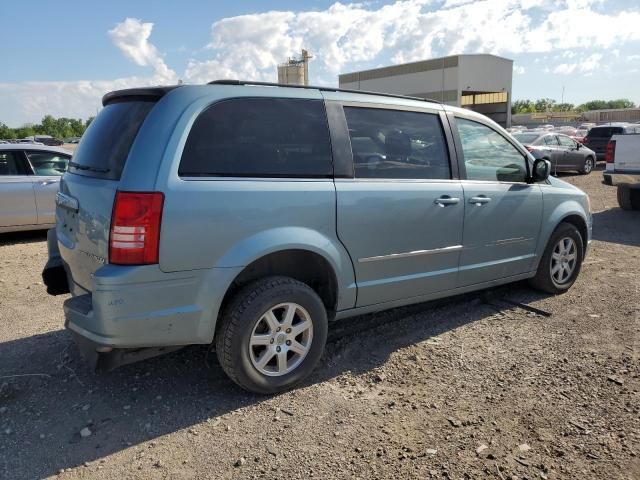 2010 Chrysler Town & Country Touring