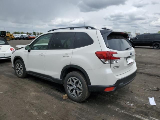 2024 Subaru Forester Premium