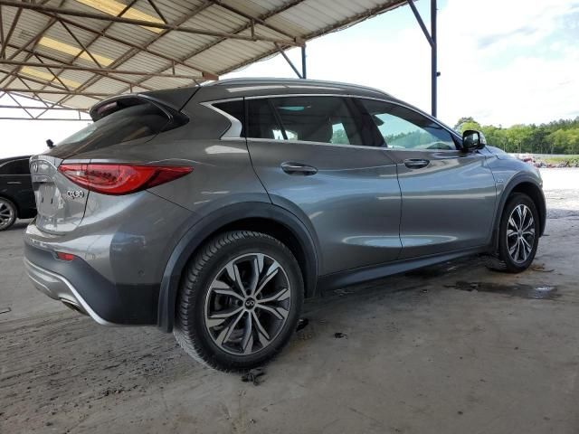 2017 Infiniti QX30 Base