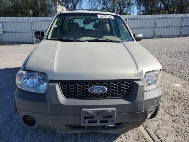 2005 Ford Escape XLS