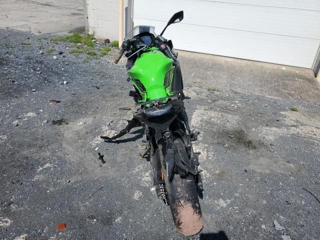 2023 Kawasaki EX650 R