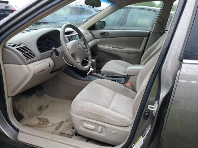 2004 Toyota Camry LE