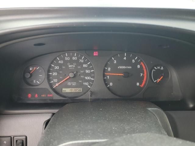 2000 Nissan Xterra XE