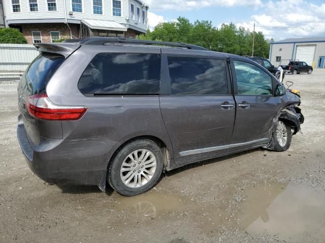 2015 Toyota Sienna XLE