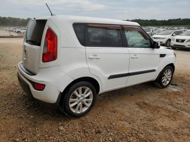 2013 KIA Soul +