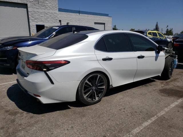 2018 Toyota Camry XSE