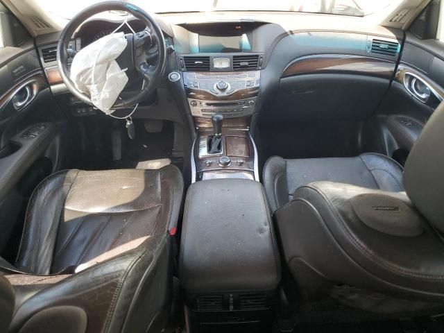 2011 Infiniti M56 X