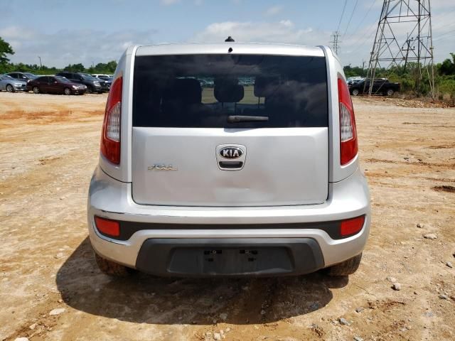 2013 KIA Soul +