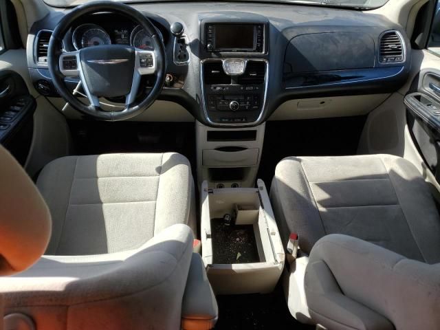 2011 Chrysler Town & Country Touring