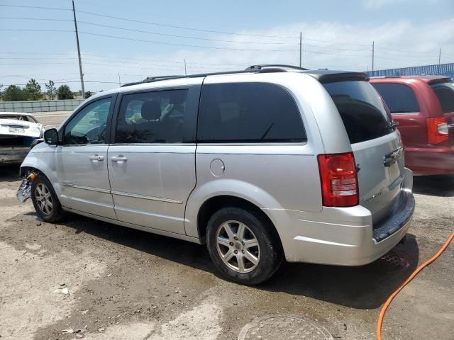 2010 Chrysler Town & Country Touring Plus